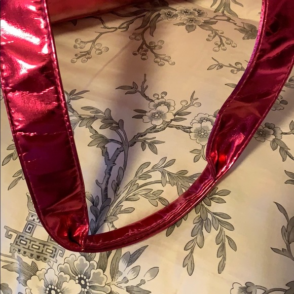 Victoria secret duffle bag - Picture 3 of 3